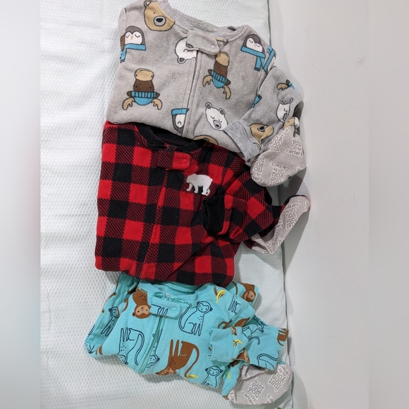 ❤️ CARTERS Footed Pajamas Red Plaid Moose Fleece Size 2T - Picture 5 of 7